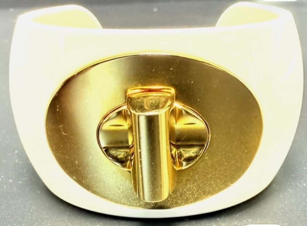 Coach Deadstock White Ceramic And Gold Turnlock Bangle Nwt - Picture 1 of 1